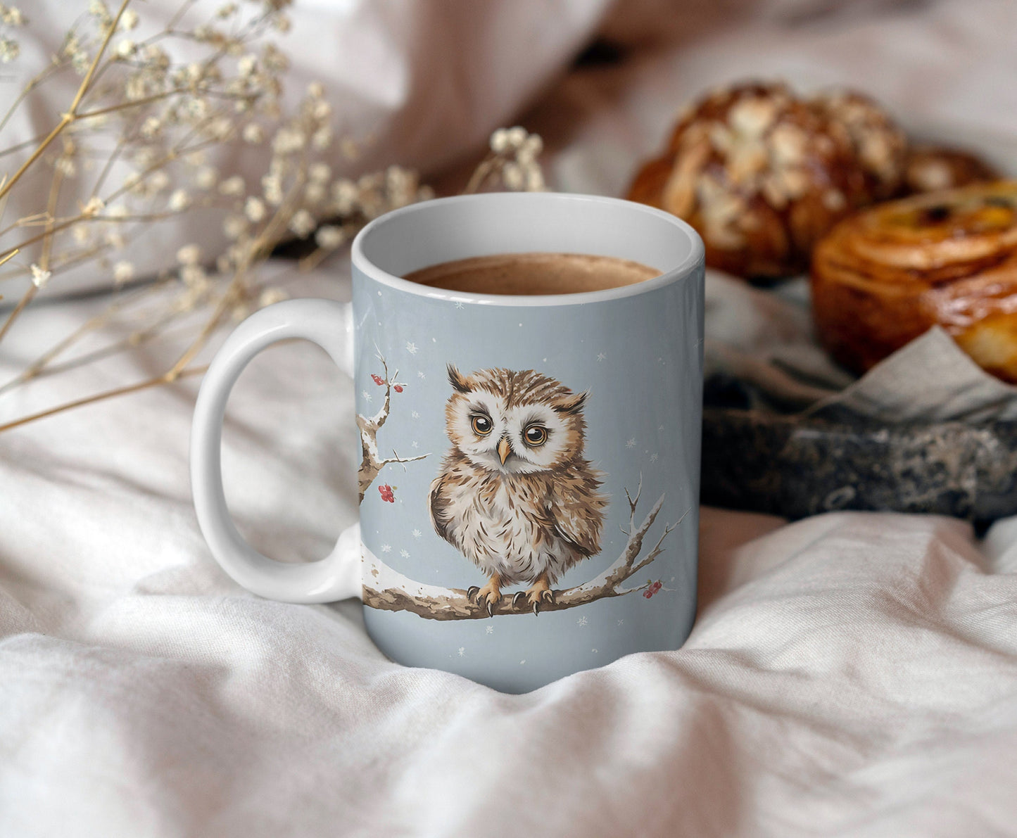 Snowy Owl 11ox Ceramic mug with white handle