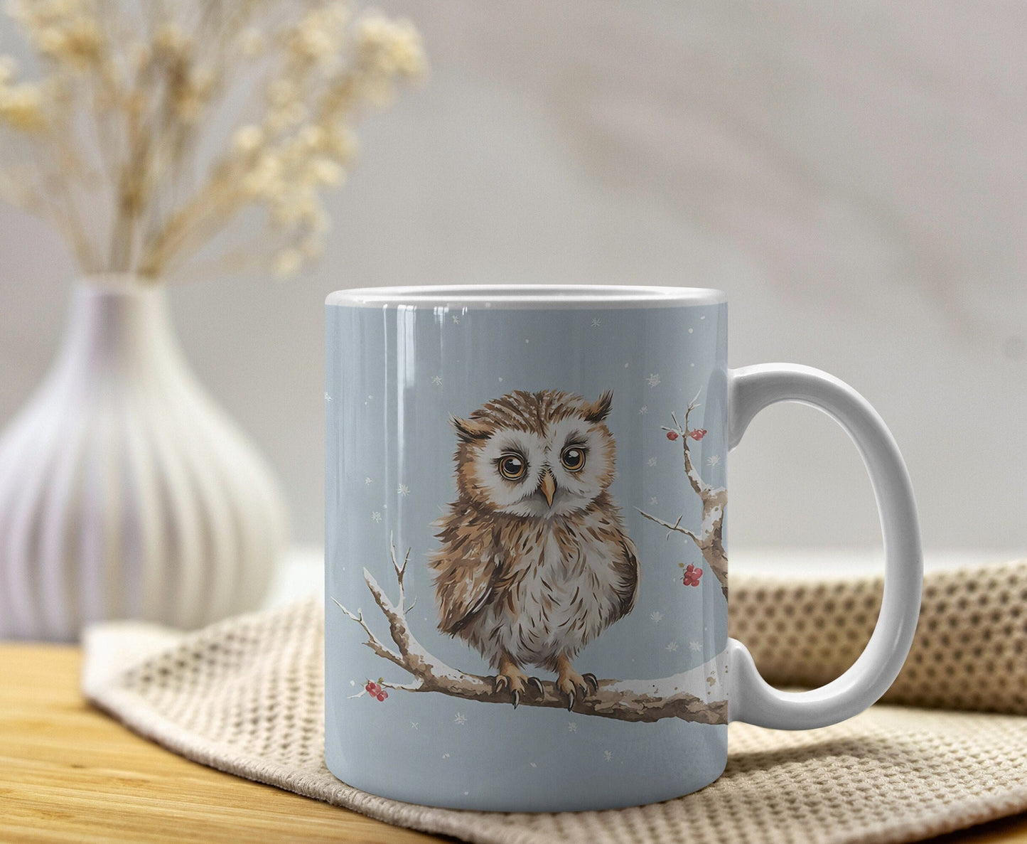 Snowy Owl 11ox Ceramic mug with white handle